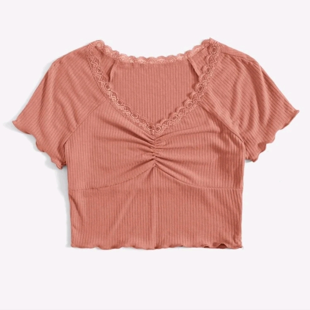 SHEIN Lace Trim Raglan Sleeve Ruched Rib-knit Crop Tee - Picture 2 of 5